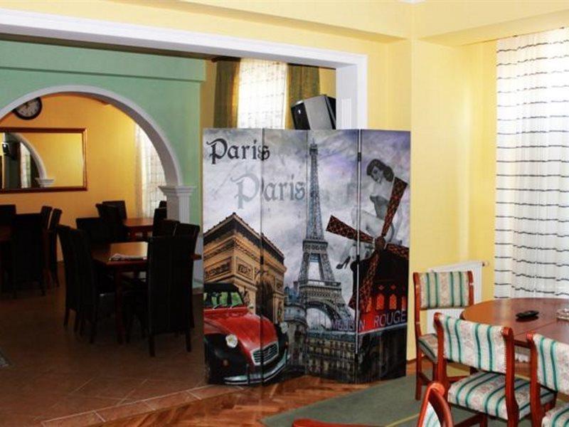 Vila Ile De France โนวีซาด ภายนอก รูปภาพ
